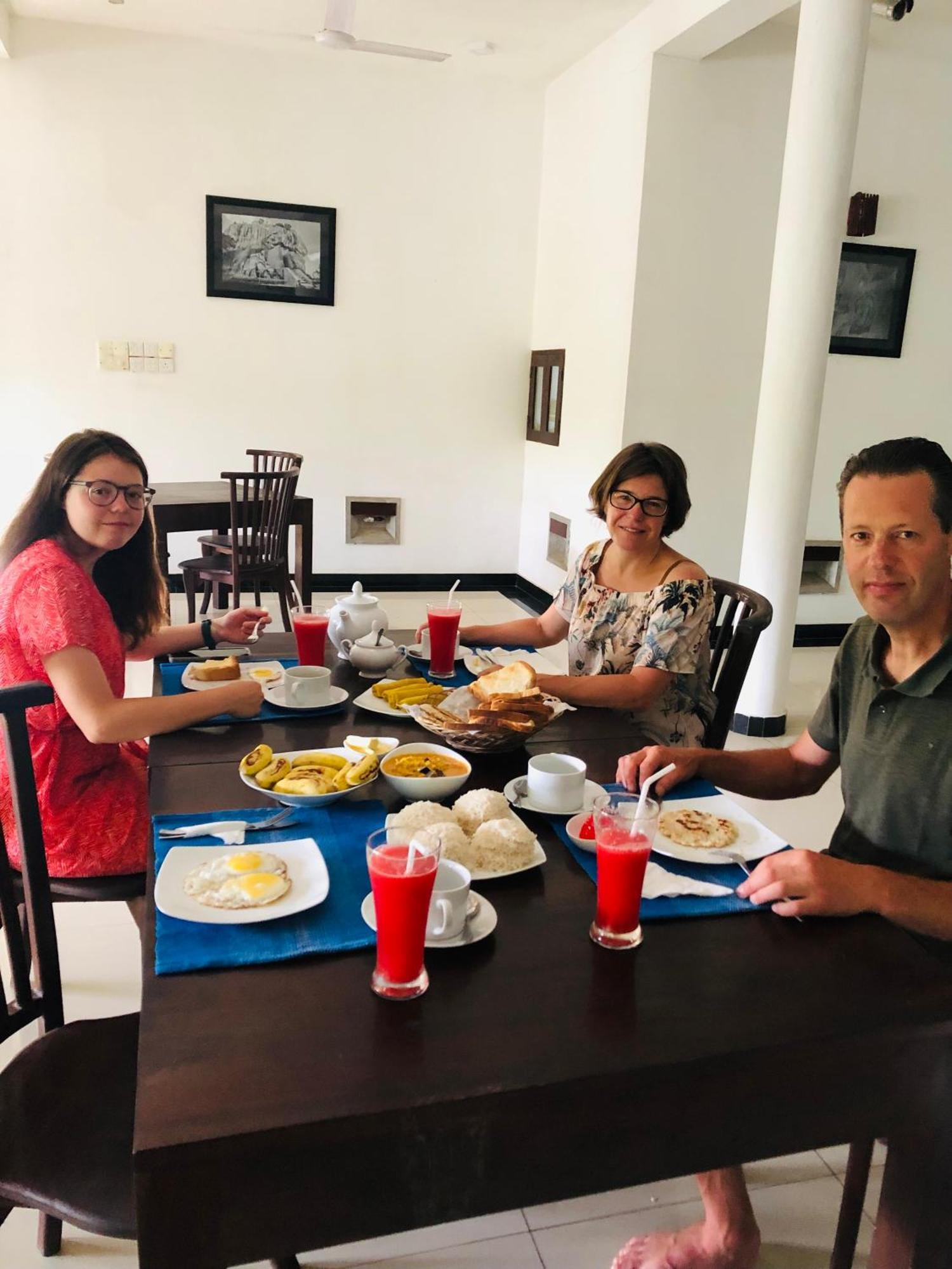 Tinara River Inn, Weligama Kültér fotó