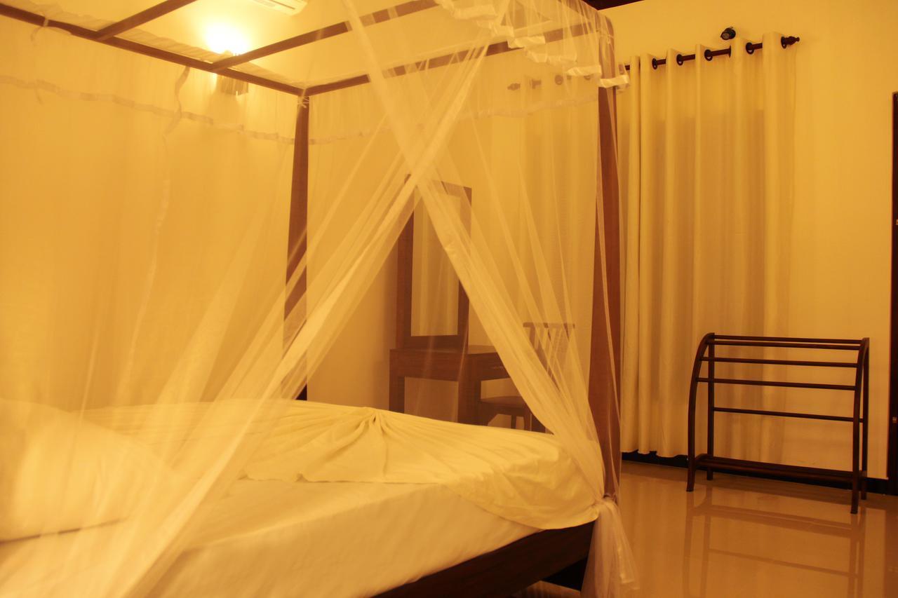 Tinara River Inn, Weligama Kültér fotó