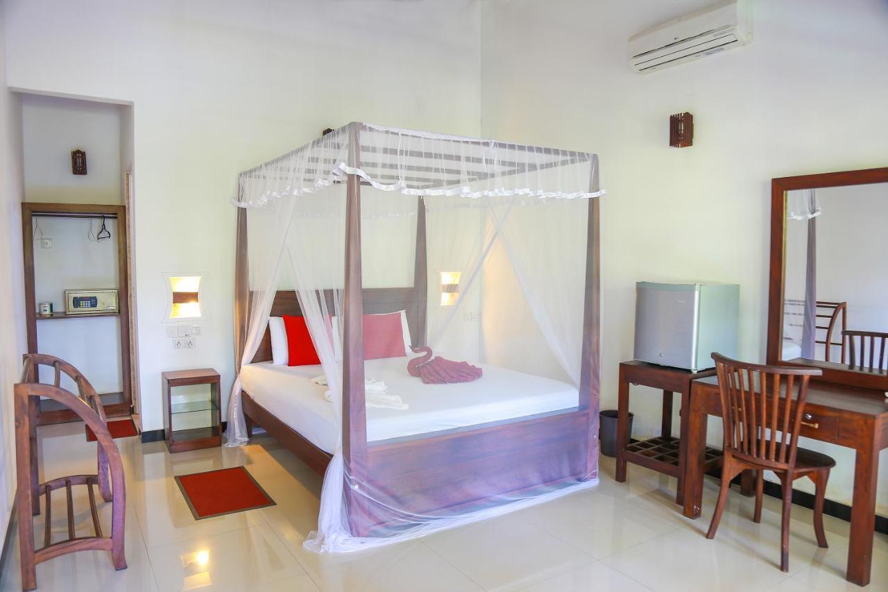Tinara River Inn, Weligama Kültér fotó