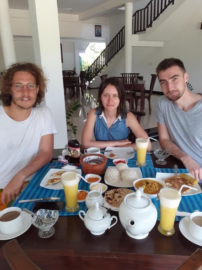 Tinara River Inn, Weligama Kültér fotó
