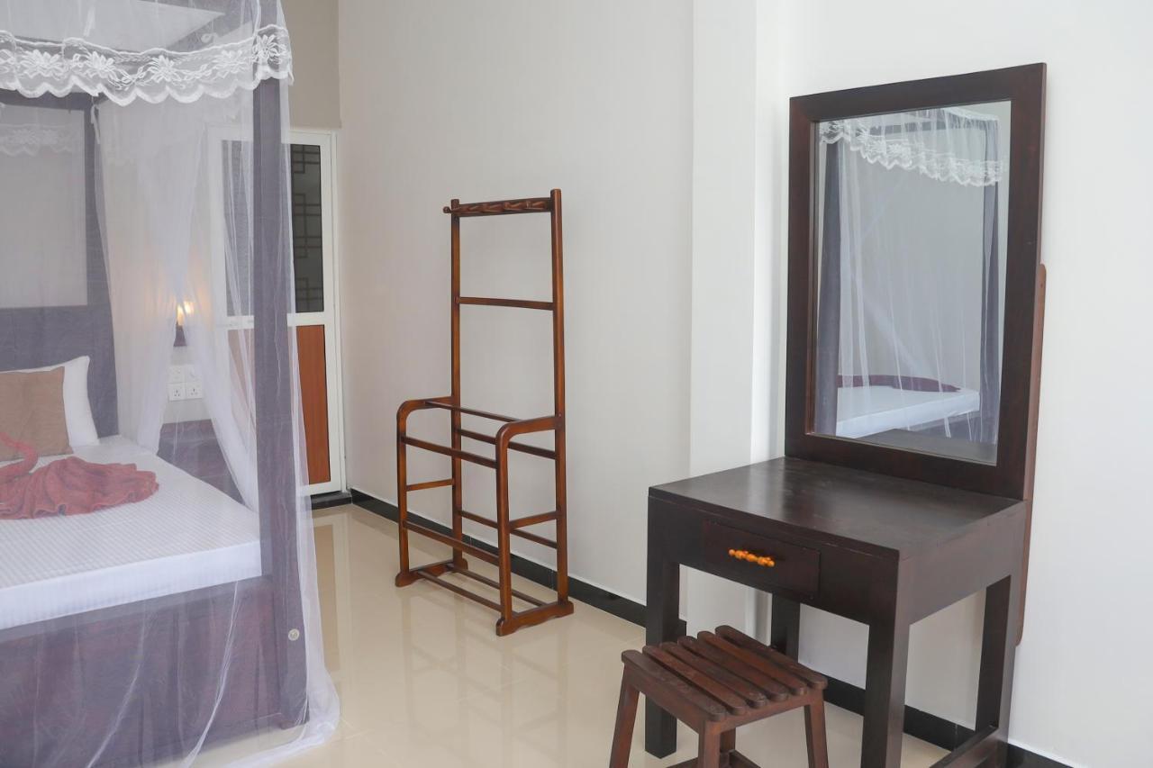 Tinara River Inn, Weligama Kültér fotó